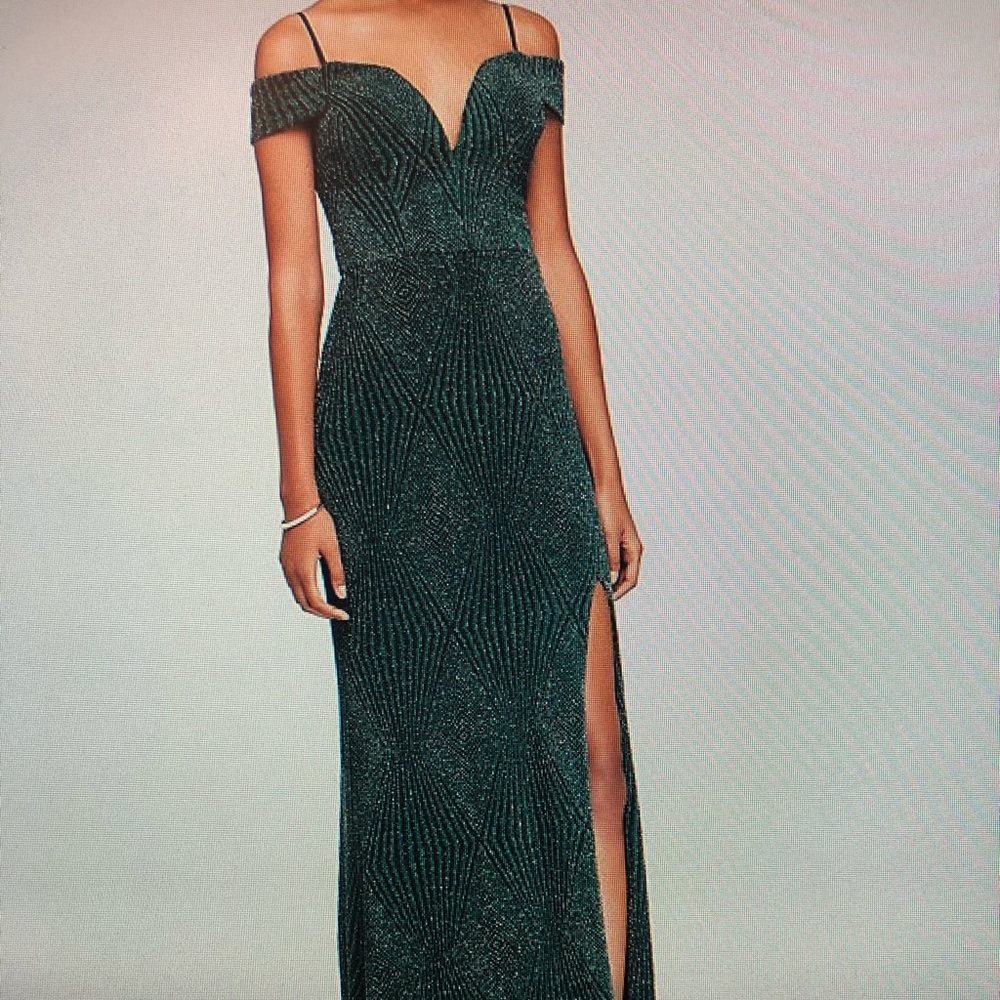 Davis bridal evening hunter green dress w/ slit 2